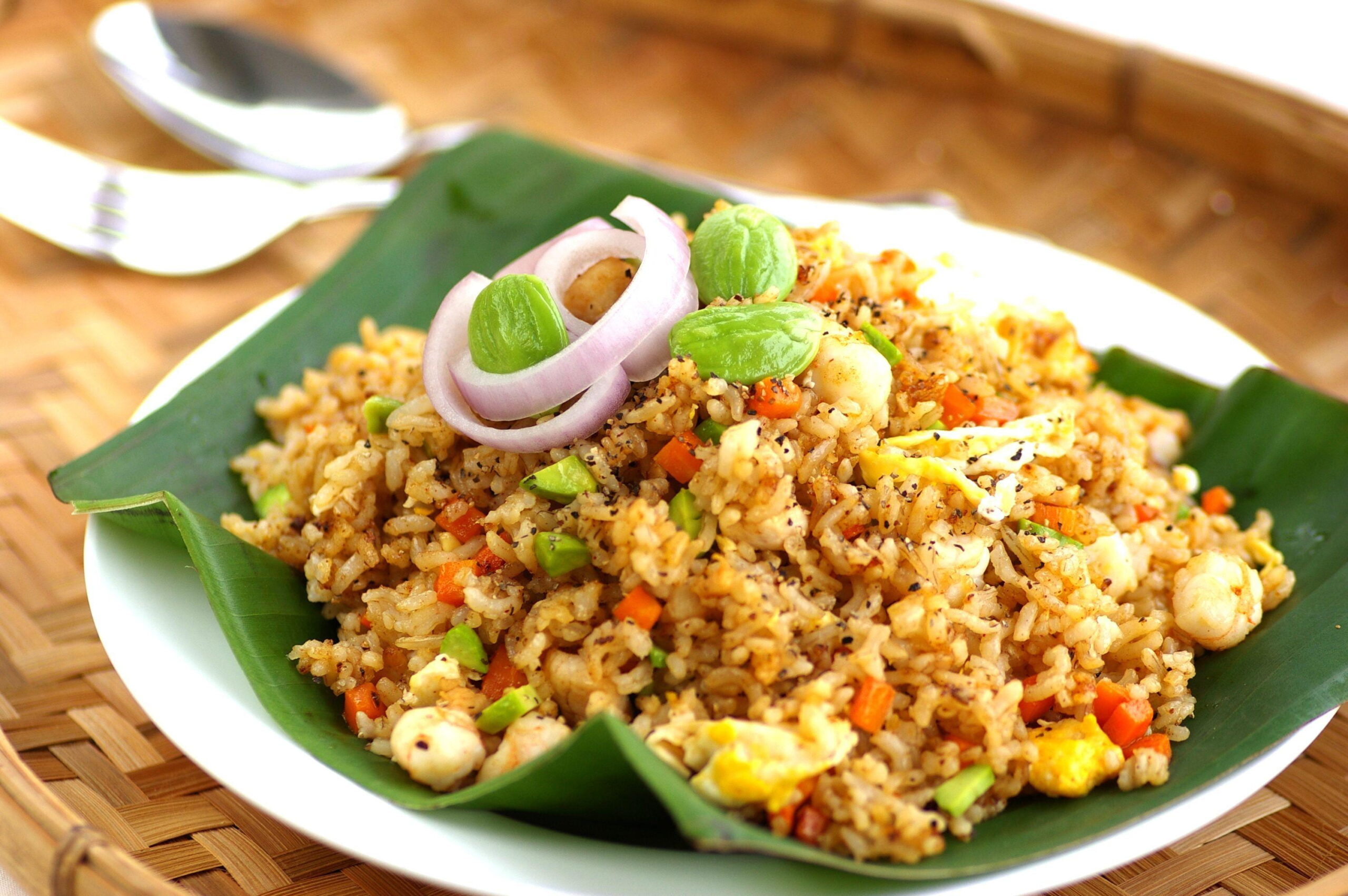 Easy and Spicy Egg Fried Rice Recipe